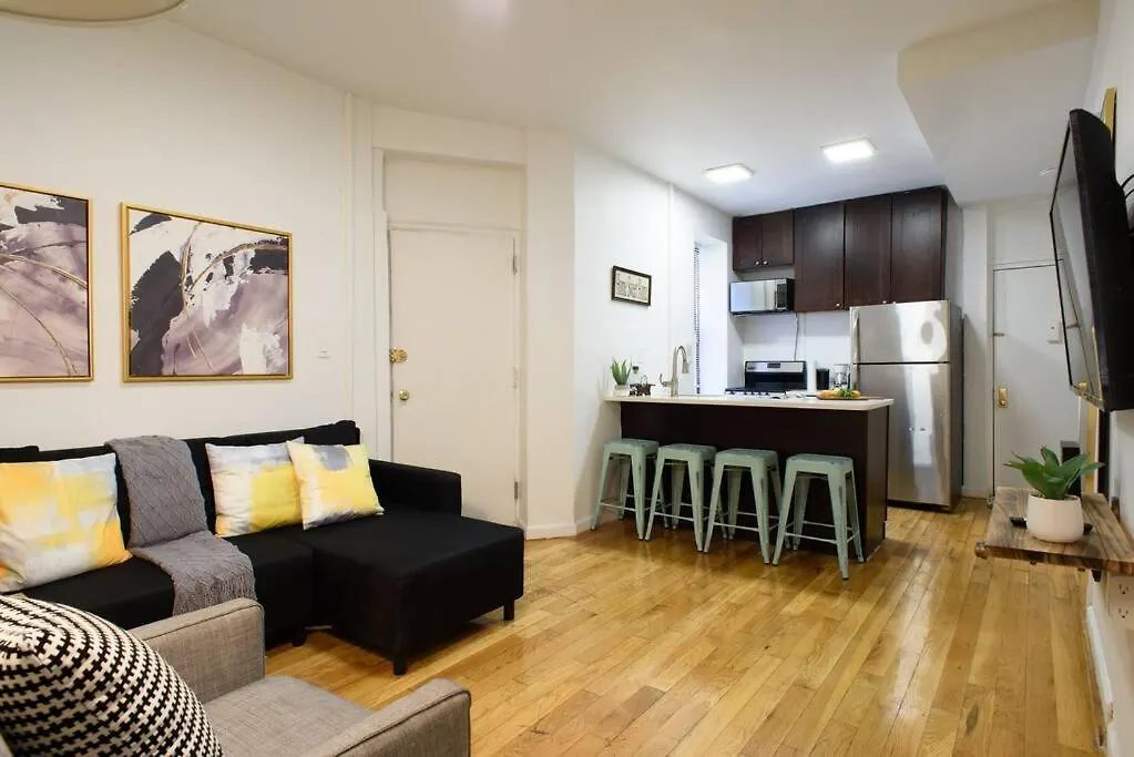 109-1 Huge 3Br Best Value Amazing Nyc Apt New York 0*,  United States